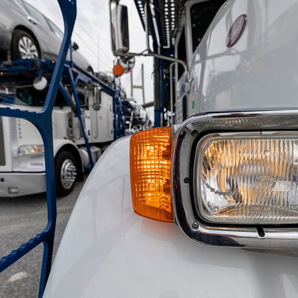 United-Road-Trucking-Logistics-Car-Hauling-Vehicle-Transport (11)