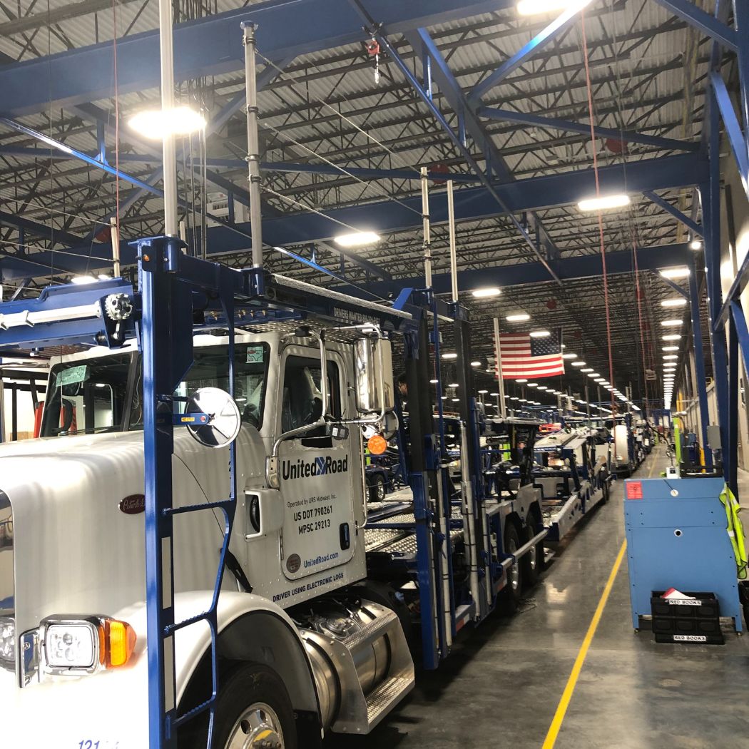 United Road Trucking - Car Hauling - Auto Transport - OEM Trucking Company (5)